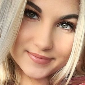 Alexandra - Macbeautyfashiongirl net worth