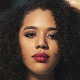 Jasmin Savoy Brown net worth