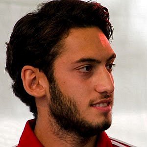 Hakan Calhanoglu net worth