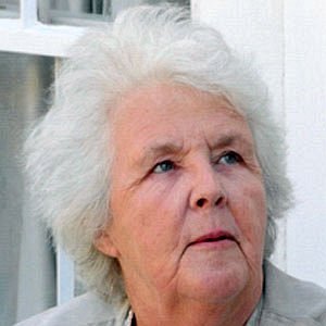 Stephanie Cole net worth