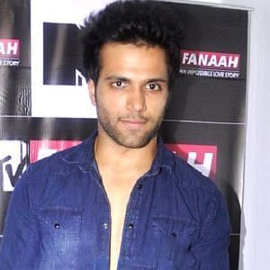 Rithvik Dhanjani net worth