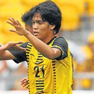 Nazmi Faiz net worth