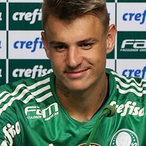 Róger Guedes net worth