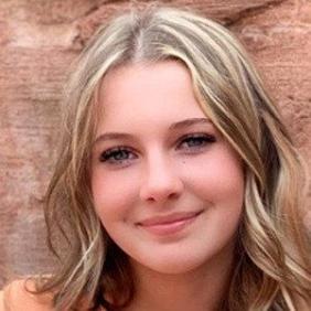 Saylor Hansen net worth