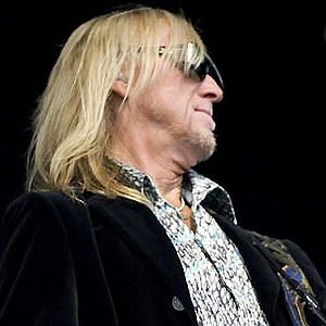 Davey Johnstone net worth