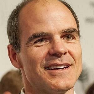 Michael Kelly net worth