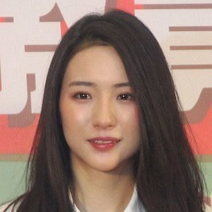 Hana Kuk net worth