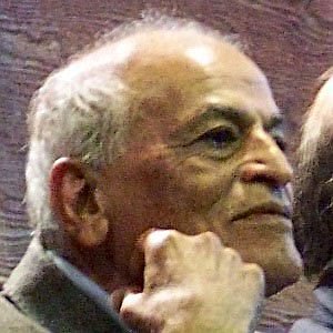 Satish Kumar net worth