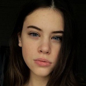 Polina Lans net worth