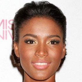 Leila Lopes net worth