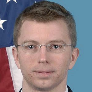 Chelsea Manning Net Worth 2020: Money, Salary, Bio ...