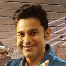 Manoj Muntashir net worth