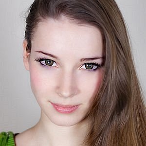 Enji Night net worth