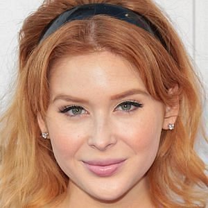 Renee Olstead net worth