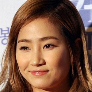 Yenny Park net worth