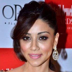 Amrita Puri net worth