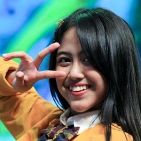 Dewi Puspa net worth