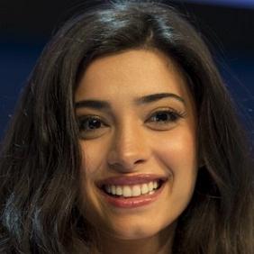 Samra Rahimli net worth