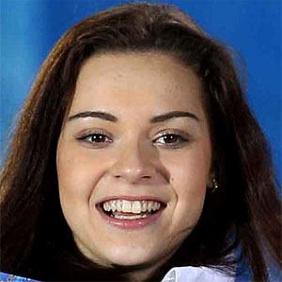 Adelina Sotnikova net worth