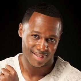 Micah Stampley net worth