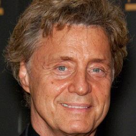 Shadoe Stevens net worth