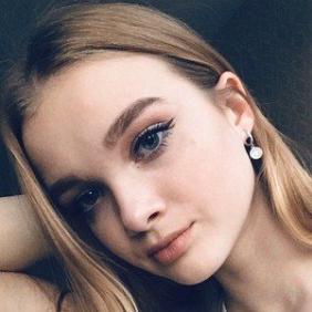 Nastya Stolbunova net worth