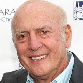 Mike Stoller net worth