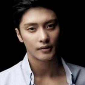 Sung Hoon net worth