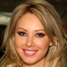 Tiffany Toth net worth