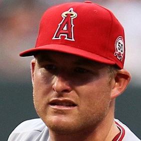 Mark Trumbo net worth