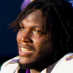 Courtney Upshaw net worth