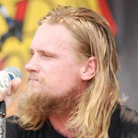 Mike Vallely net worth