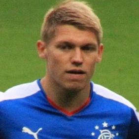 Martyn Waghorn net worth