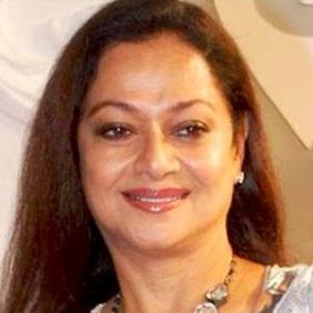 Zarina Wahab net worth