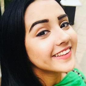 Roshni Walia net worth