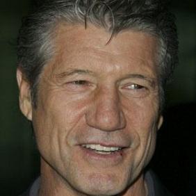 Fred Ward net worth