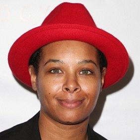 Chaunte Wayans net worth