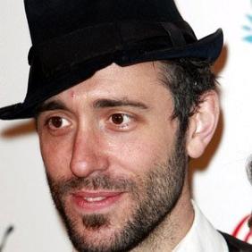 Charlie Winston net worth